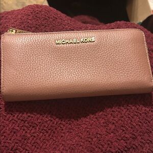 Michael Kors Blush Pink Wallet